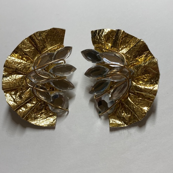 Vintage 80s gold leather, rhinestone clip on earrings - Picture 2 of 4